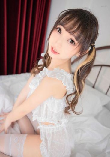 极度诱惑之街头湿女
