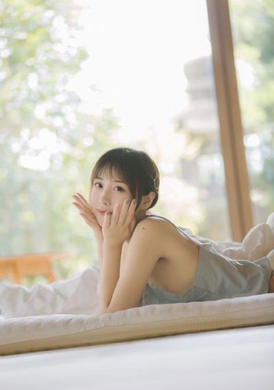 女明星走光