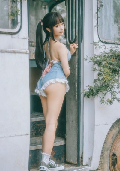 日本三级hd高清电影